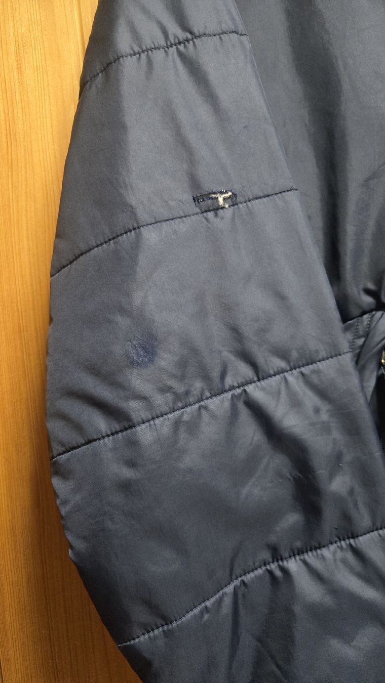 FCZ Jacken: FCZ Jacke gr.S – Gebraucht aus Zürich von Dee_jrp5 3