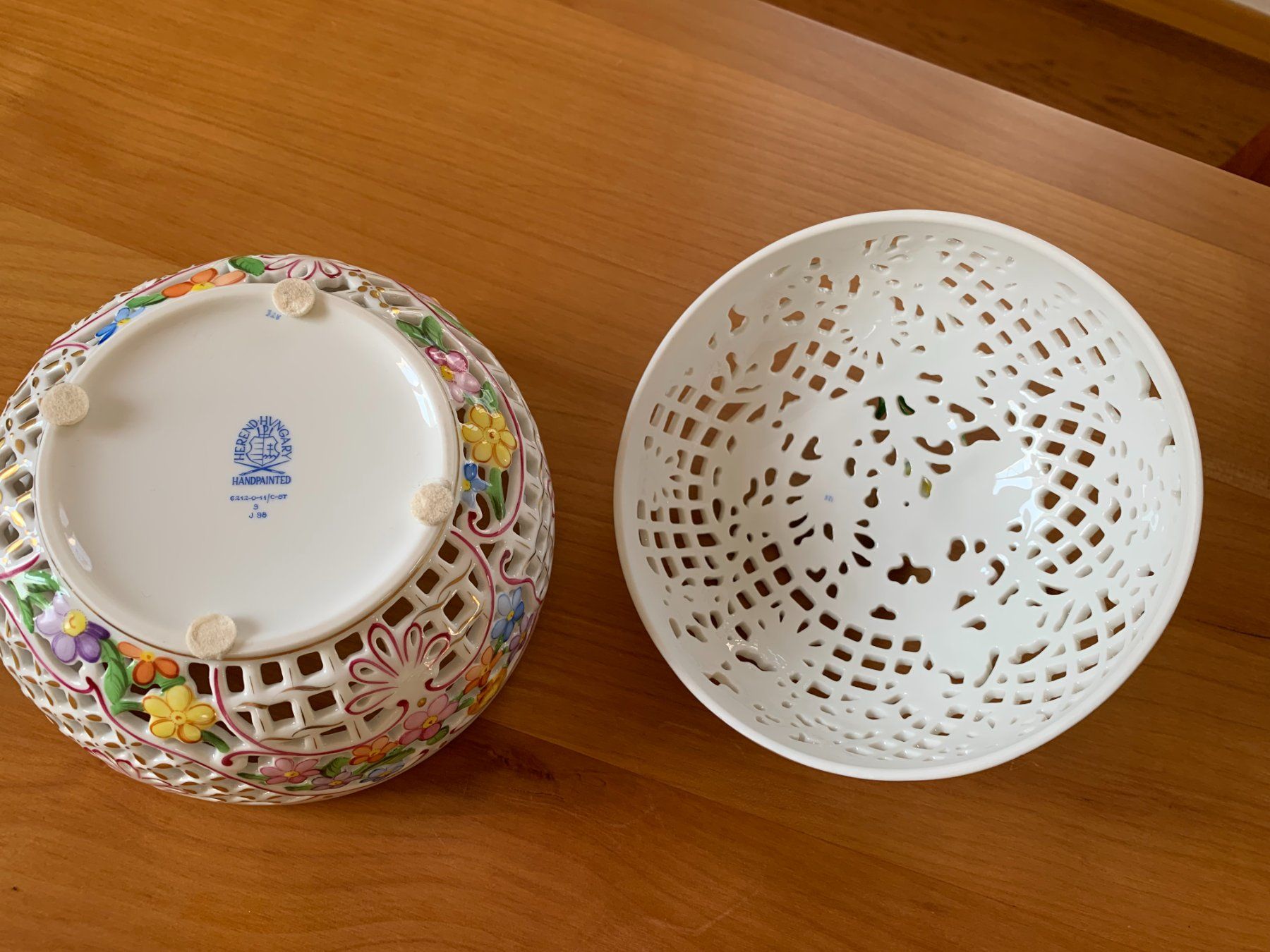 Herend Ciotole: Grosse Bonboniere Herend - Nummeriert und Handpainted – Usato da Zürich venduto da ZHtobi 3