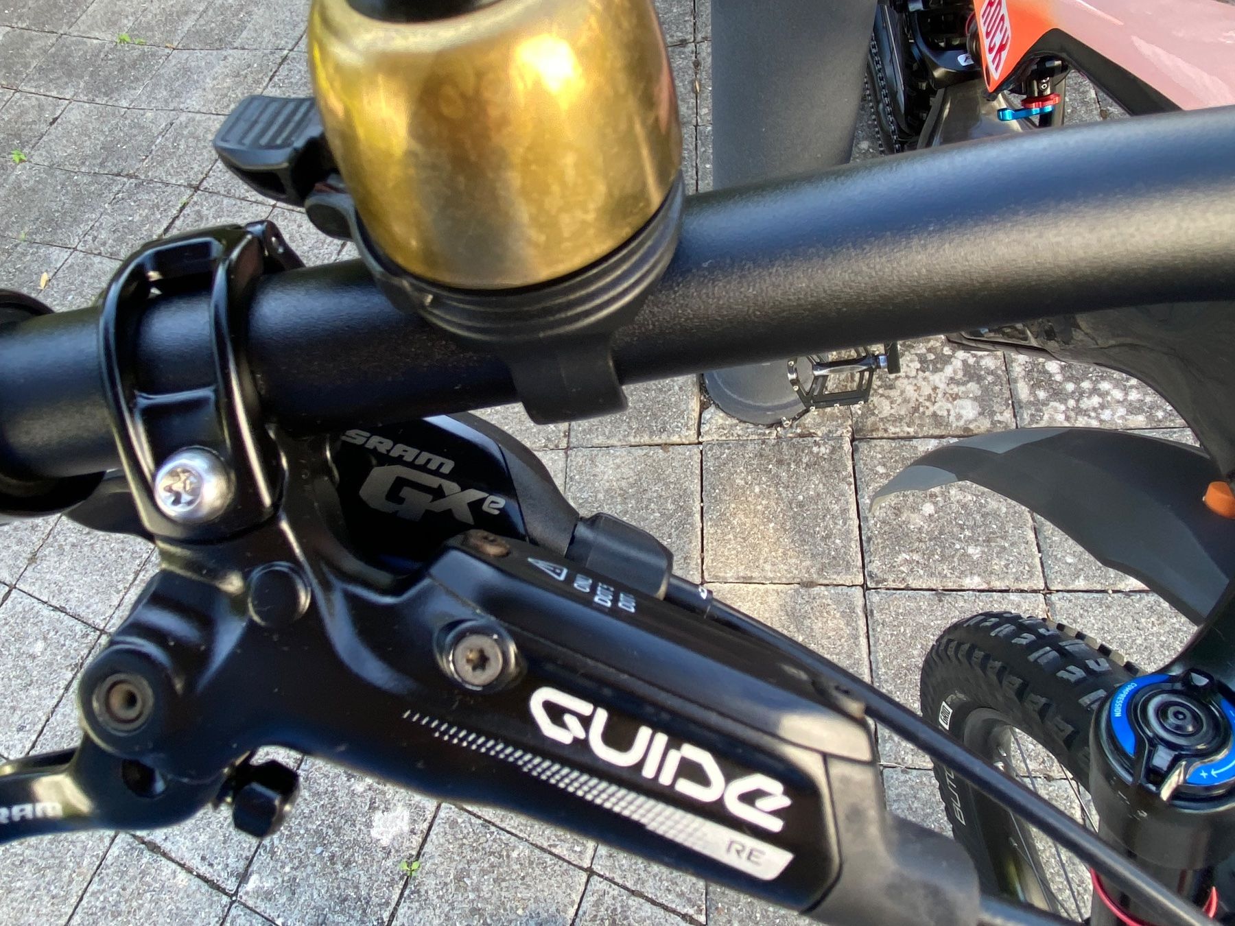 Specialized Biciclette: Specialized Levo Fully-Carbon – Usato da Solothurn venduto da  5