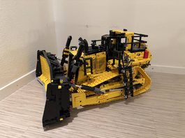 LEGO Technic 42131 CAT D11 Bulldozer  neuwertig, komplett