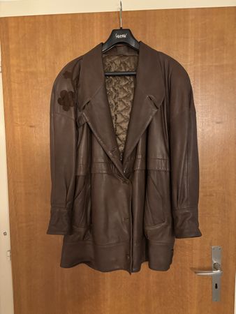 Braune Vintage Lederjacke mit Blumenapplikation, Top!