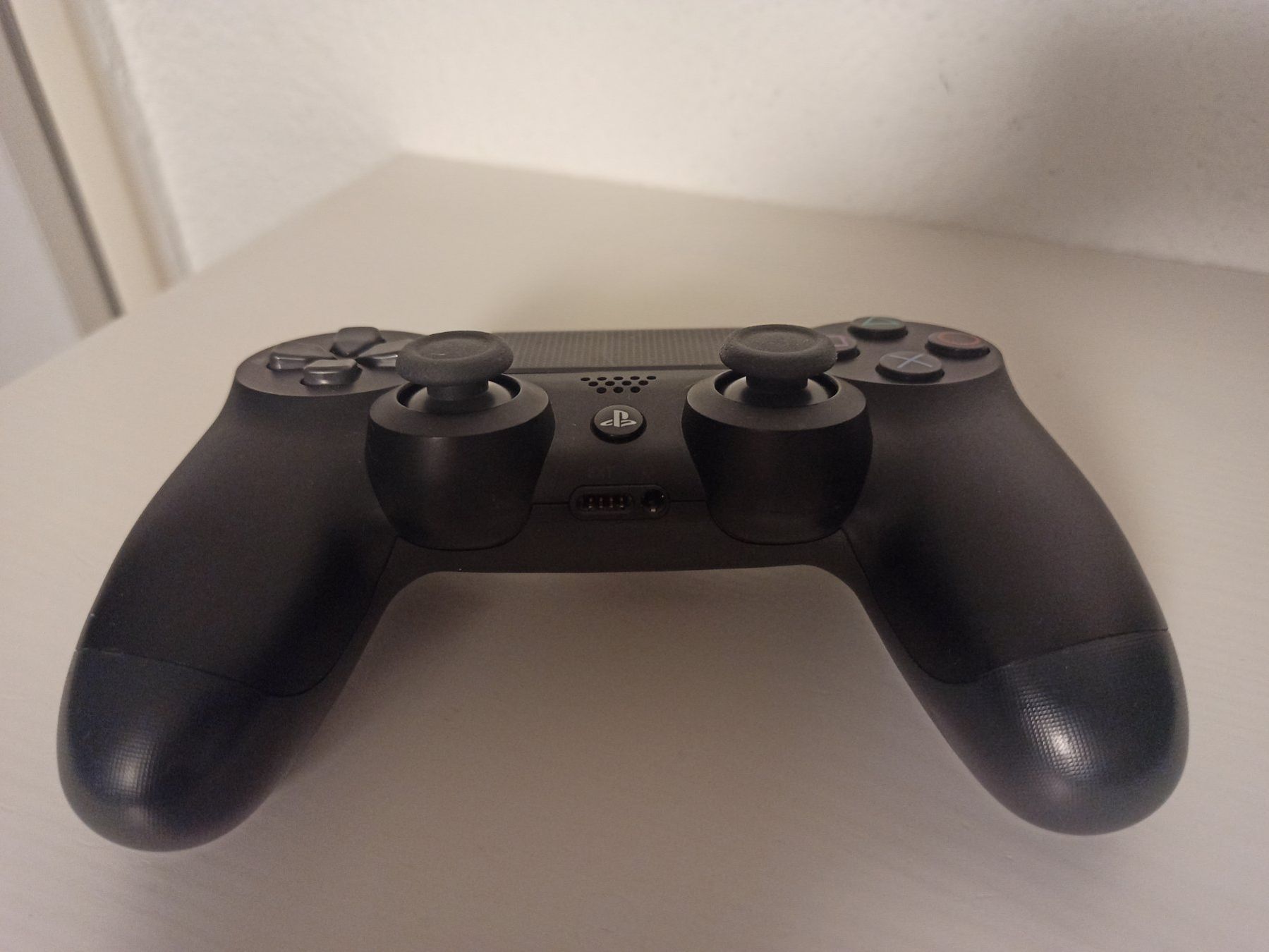 Controller: Original Controller Sony PS4 Wireless DualShock 4 V2 TOP – Usato da Oberweningen venduto da mar_87mx 2