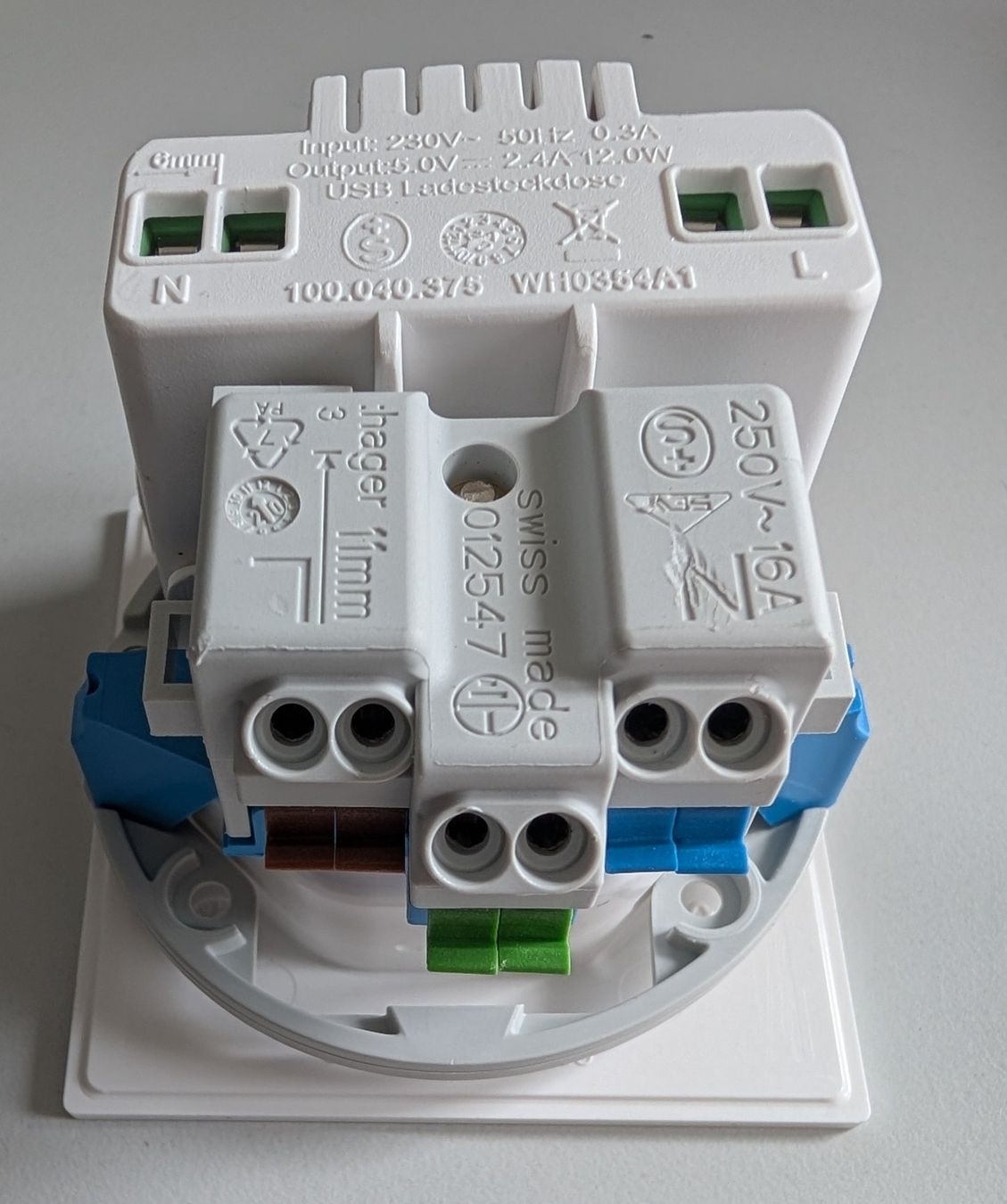 Hager Spine: Steckdose 2×USB & T13 kallysto – Usato da Selzach venduto da Dsi1 2