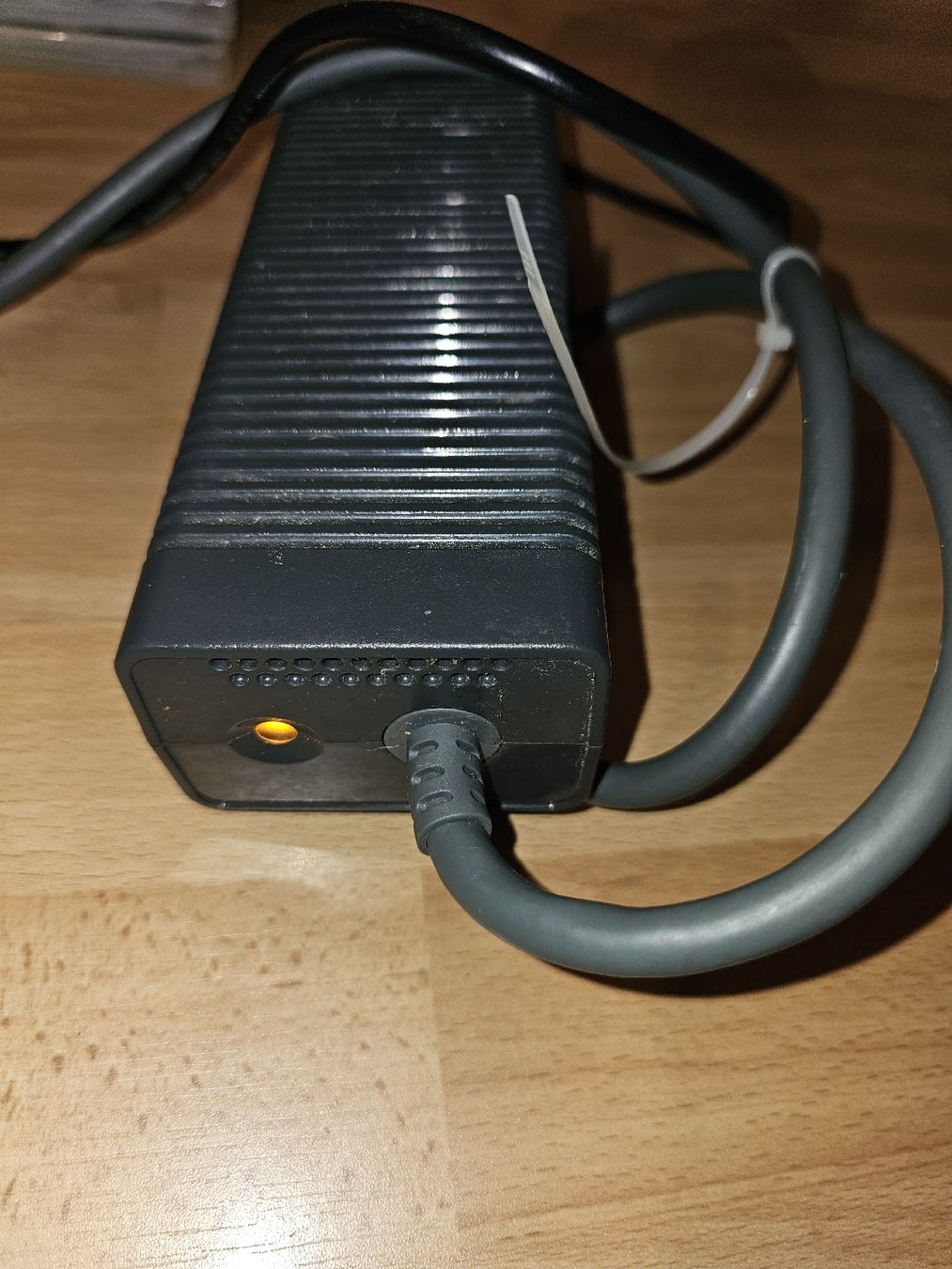 Microsoft Adapter & Kabel: Original Xbox 360 Netzteil 203W – Gebraucht aus Seuzach von hwulf 2