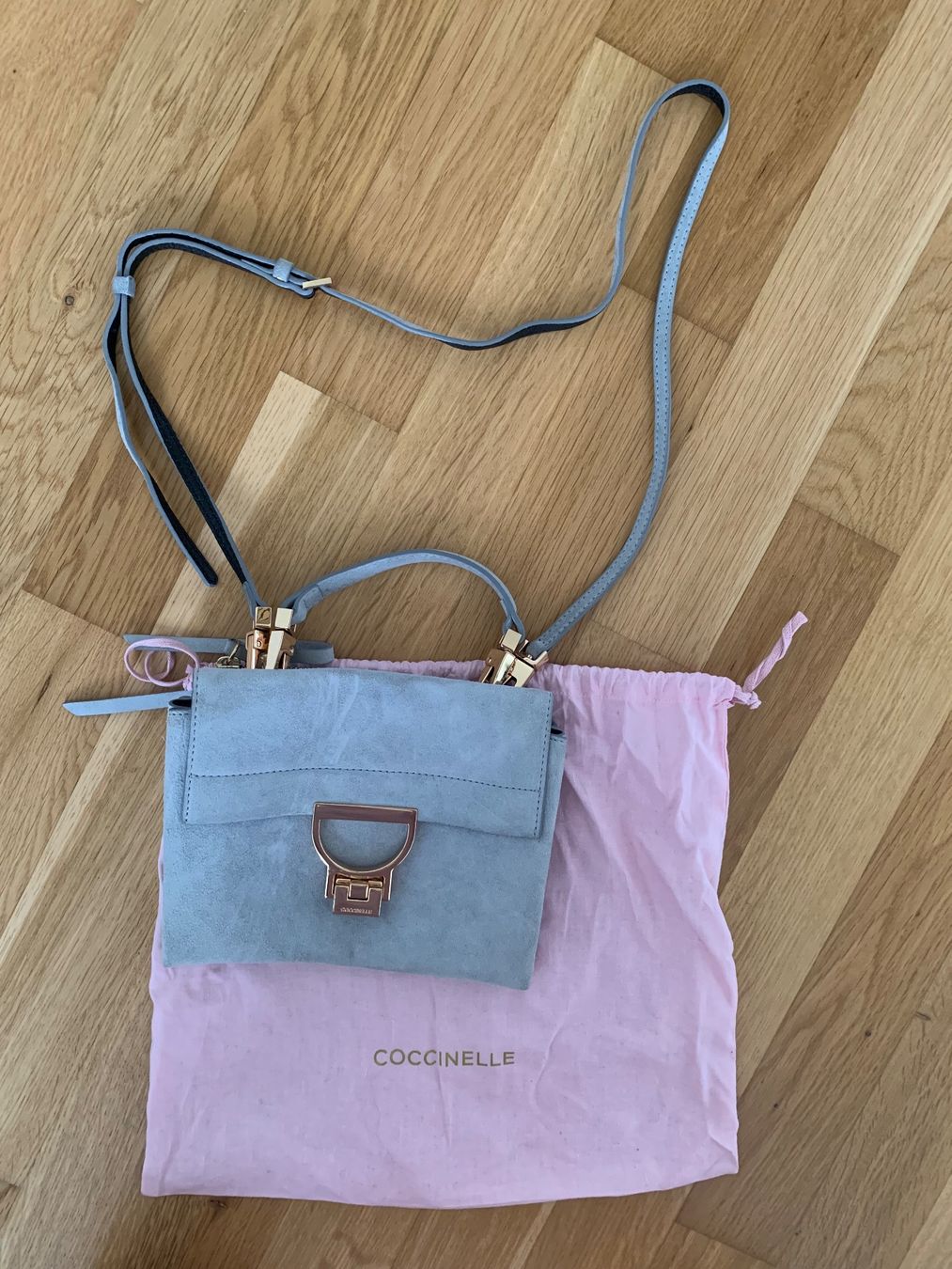 Coccinelle Borse da donna: Coccinelle Tasche – Usato da Chur venduto da le.k.