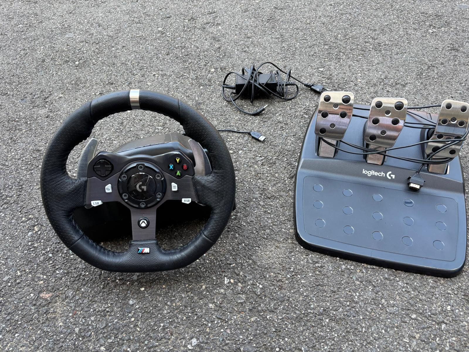Logitech Manettes: Logitech G29 – Défectueux à Glattbrugg par aci_d8wy