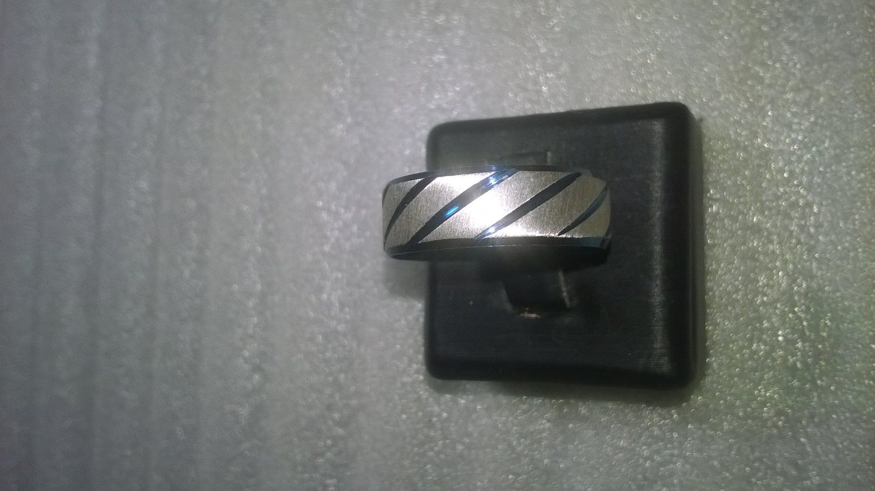 Anelli: ring edelsthal,,,silber farbe und dunckelblau – Nuovo (secondo la descrizione) da Basel venduto da bijoutrie_4 1