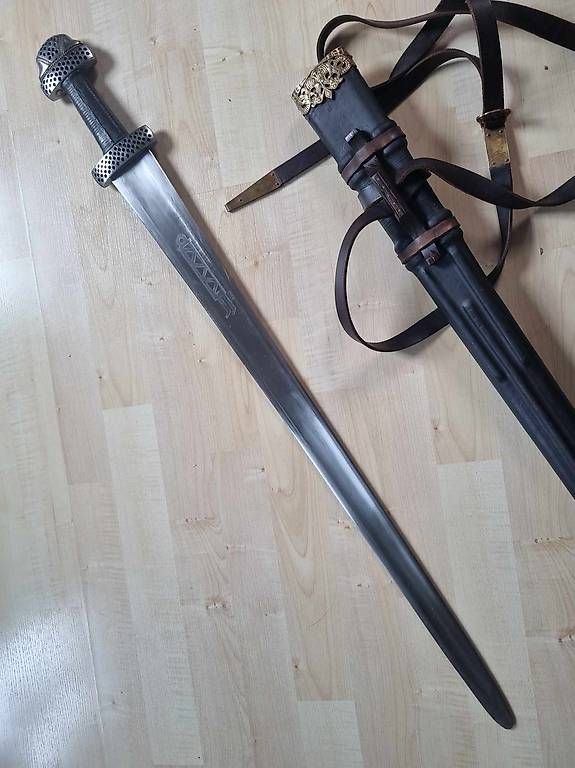 Sonstiges zum Sammeln & Seltenes: frühmittelalterliches Schwert mit Scheide – Gebraucht aus Horn von sniper0174 2