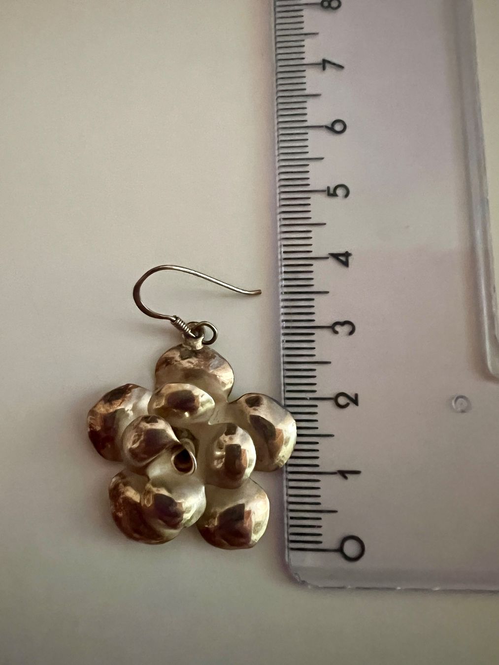 Orecchini pendenti & Orecchini a lobo: Handgefertigte Ohrringe mit Ring, silber – Usato da Bonaduz venduto da Malves10 6