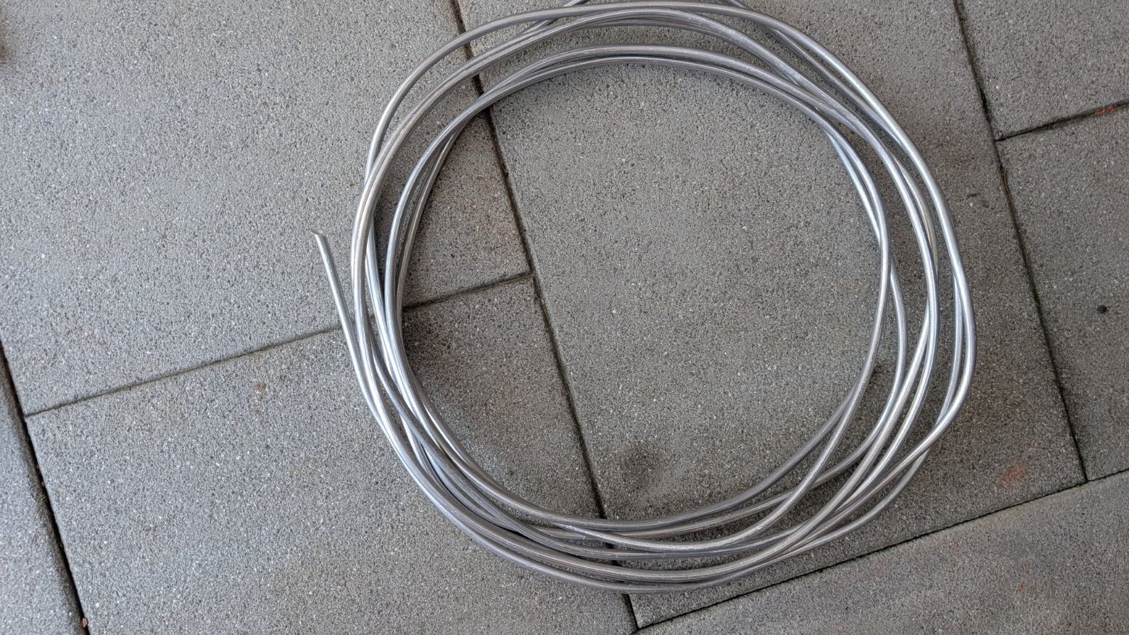 Ferramenta: Blitzschutzdraht Dehn 8mm / ca. 7 - 9 Meter – Usato da Rüti ZH venduto da timmats