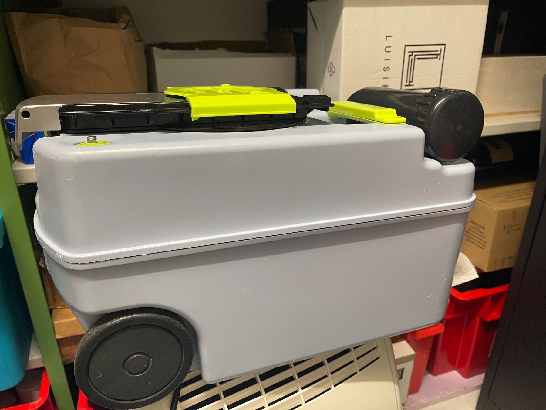 Dometic WC: Dometic Toiletten BOX – Gebraucht aus Escholzmatt von Jmazda0 1