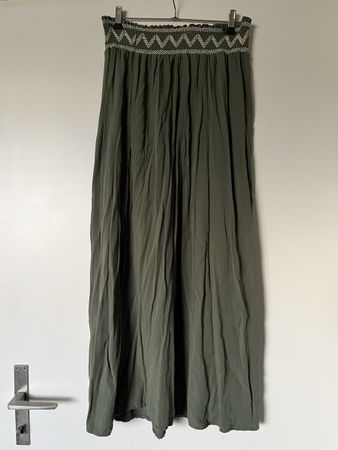 Schöner weiter Maxirock / Viscose / Grösse M-L
