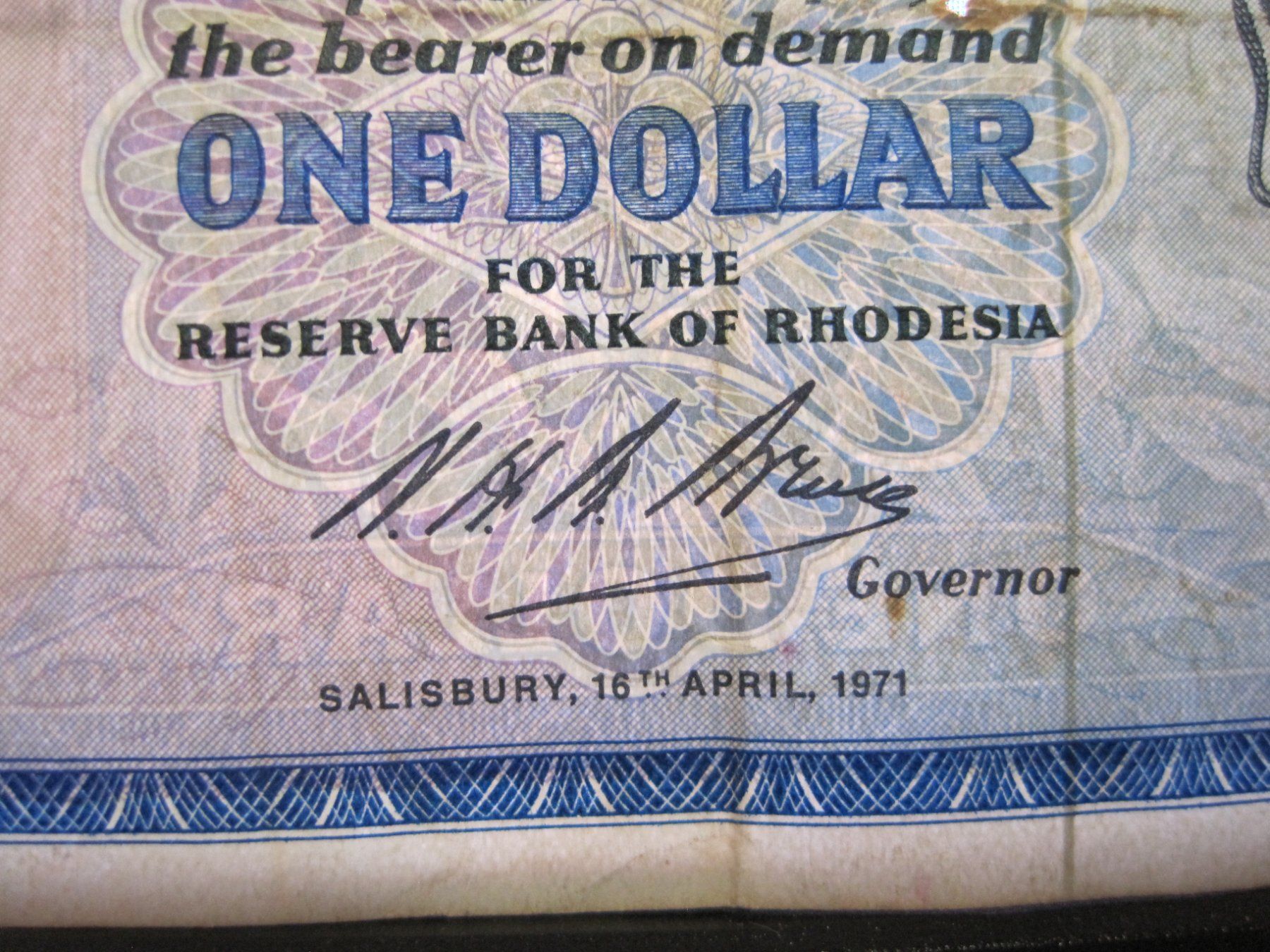 Billets de banque: 1 RHODESIAN DOLLAR BANKNOTE 1971 – D'occasion à Adliswil par Eusebiuss 2