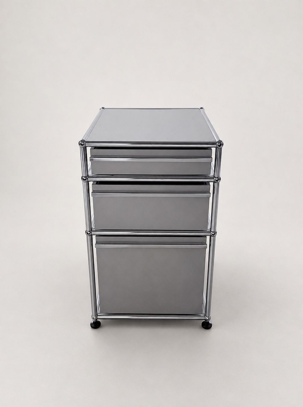 USM Banconi: USM Haller Korpus Rollcontainer Bürocontainer – Usato da Altendorf venduto da SilverDesignStudio