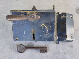 Antikes Türschloss