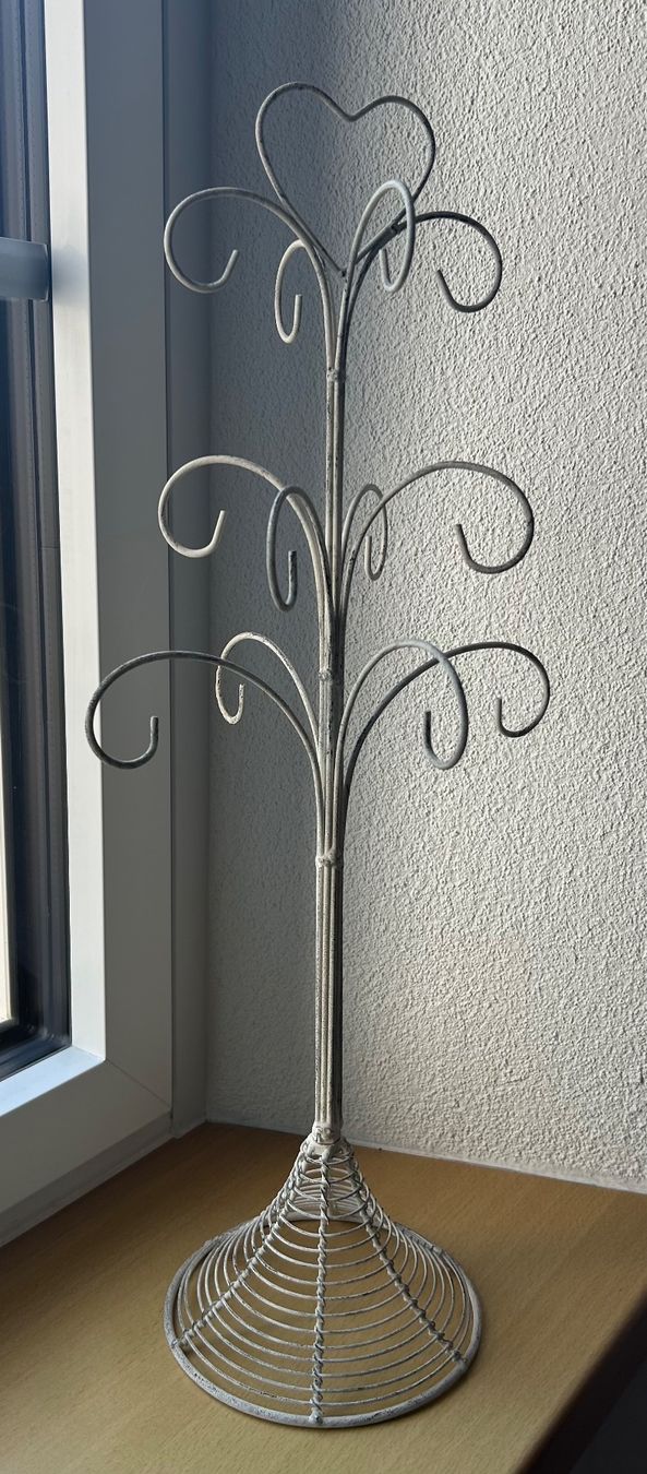 Schmuckkästen: Schmuckständer weiss aus Metall – Gebraucht aus Ormalingen von DetlefN