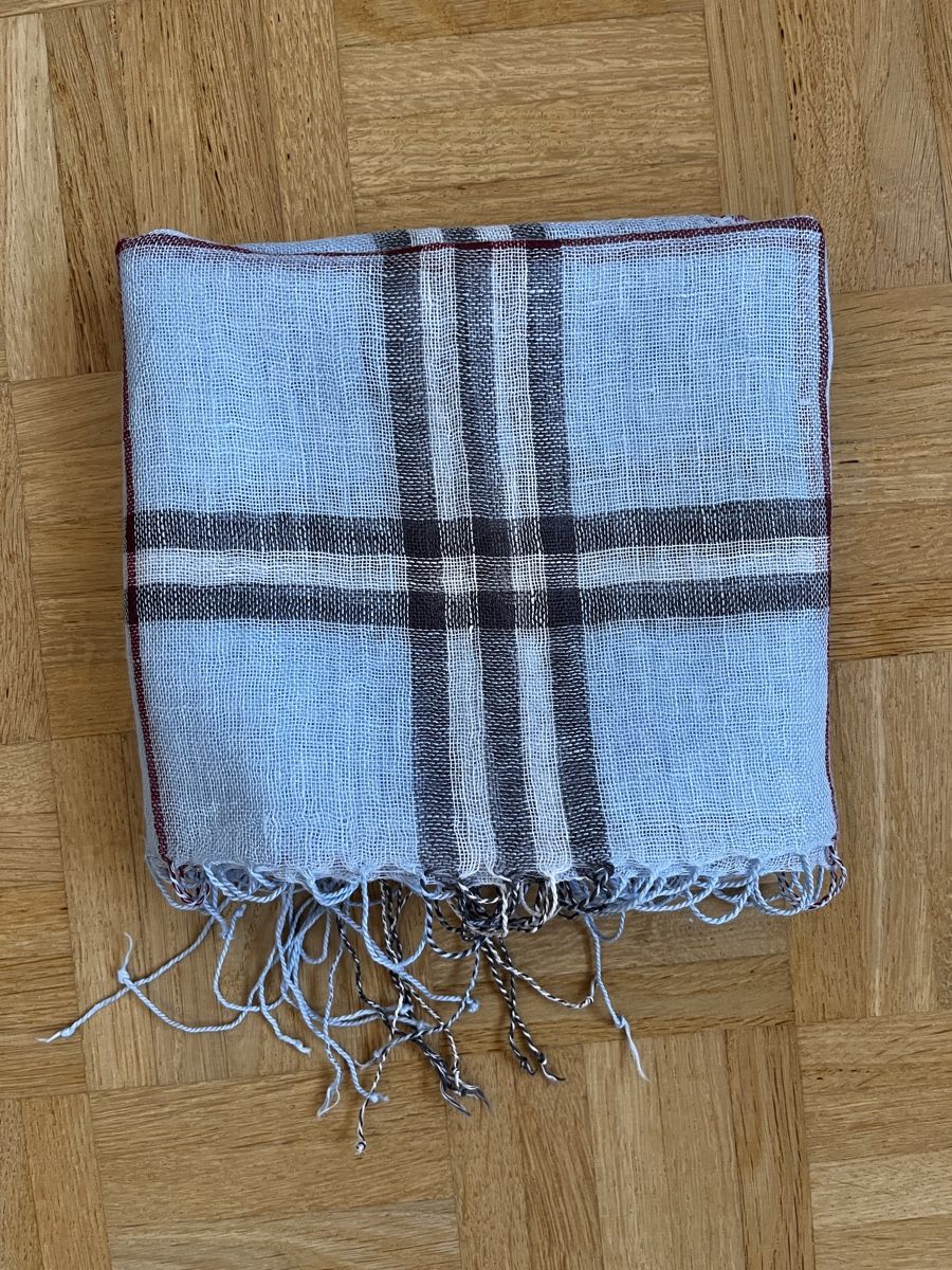 Foulard & Sciarpe: Sommer Schal aus Leinen, hellblau kariert – Usato da Zürich venduto da Kleanthy 3
