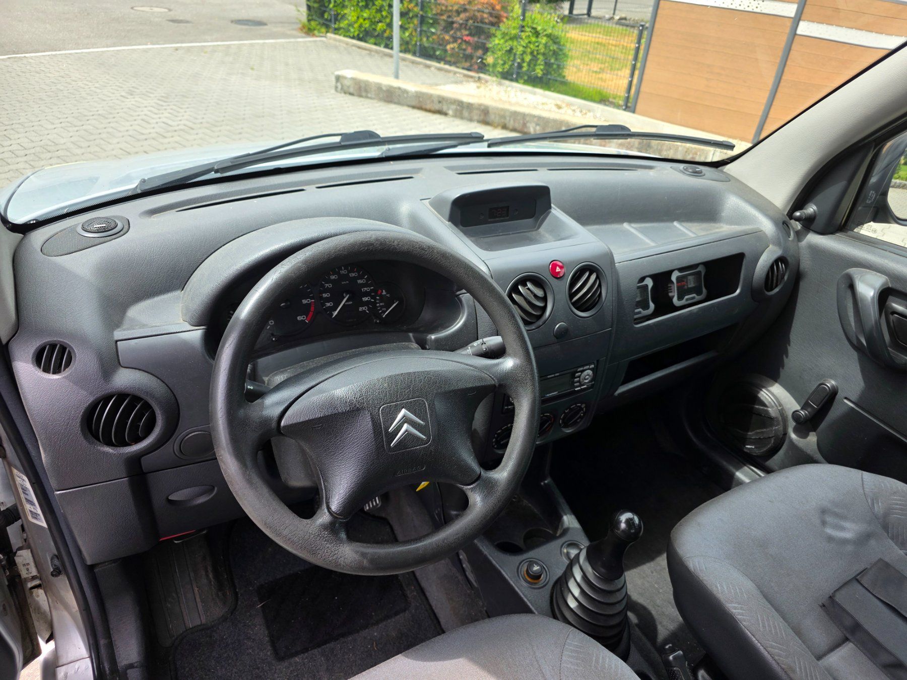 Citroën Automobili: Citroen berlingo 2.0hdi – Usato da staffelbach venduto da del_gj7b 4