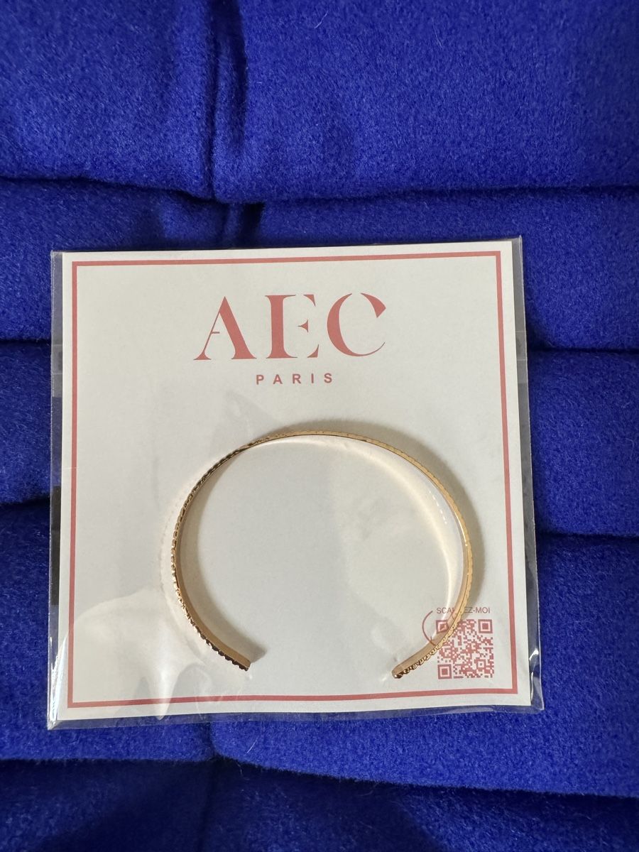 Bracelets: Jonc AEC Paris neuf – Neuf avec emballage d'origine à Lausanne par Meganelausanne 1