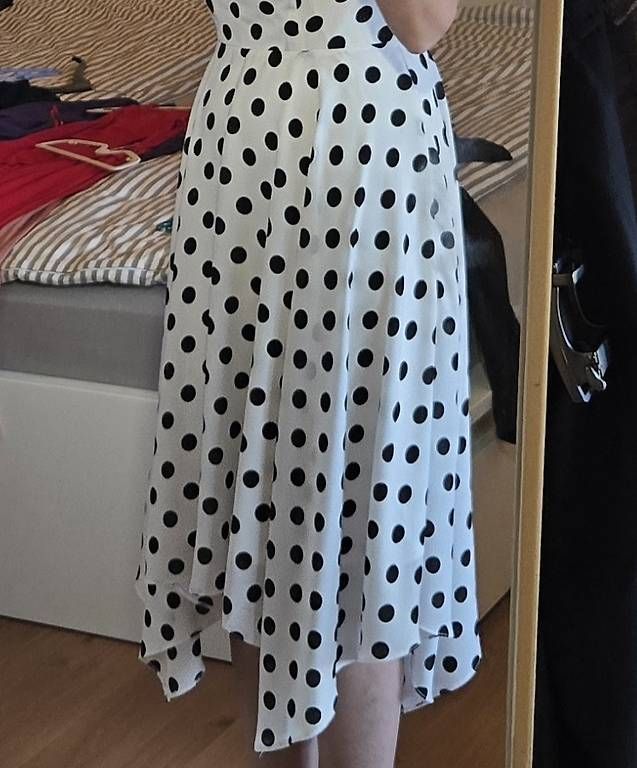 Kleider: Kleid gr. 36  schwarz/weiss – Gebraucht aus Zell ZH von fil_zw9l 3