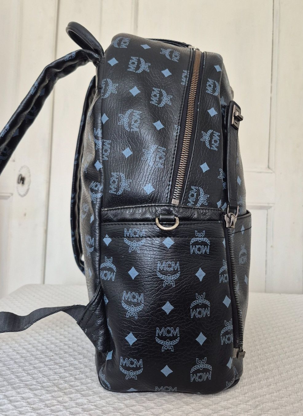 Mcm Zaini: Original MCM Rucksack mit Nieten – Usato da Dottikon venduto da Pega7 4