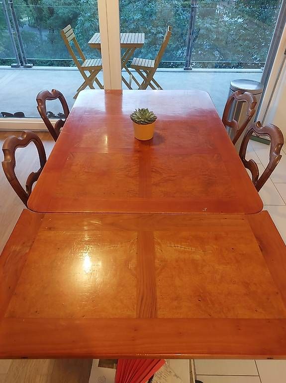 Tische: Table en bois, avec 2 rallonges – Gebraucht aus Lausanne von lau_jl7h 2