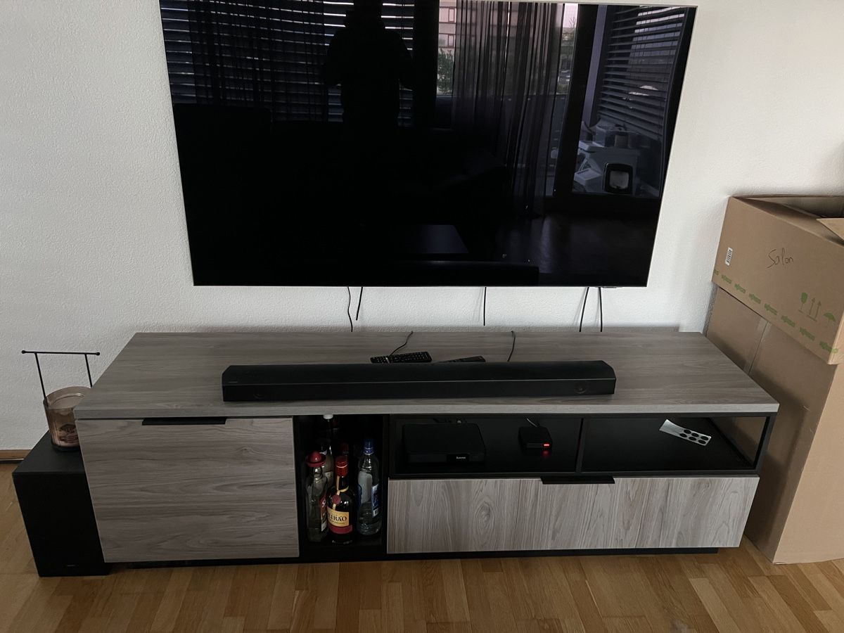 Conforama TV Möbel: Meuble TV – Neu (gemäss Beschreibung) aus Morens FR von Abiulense3100