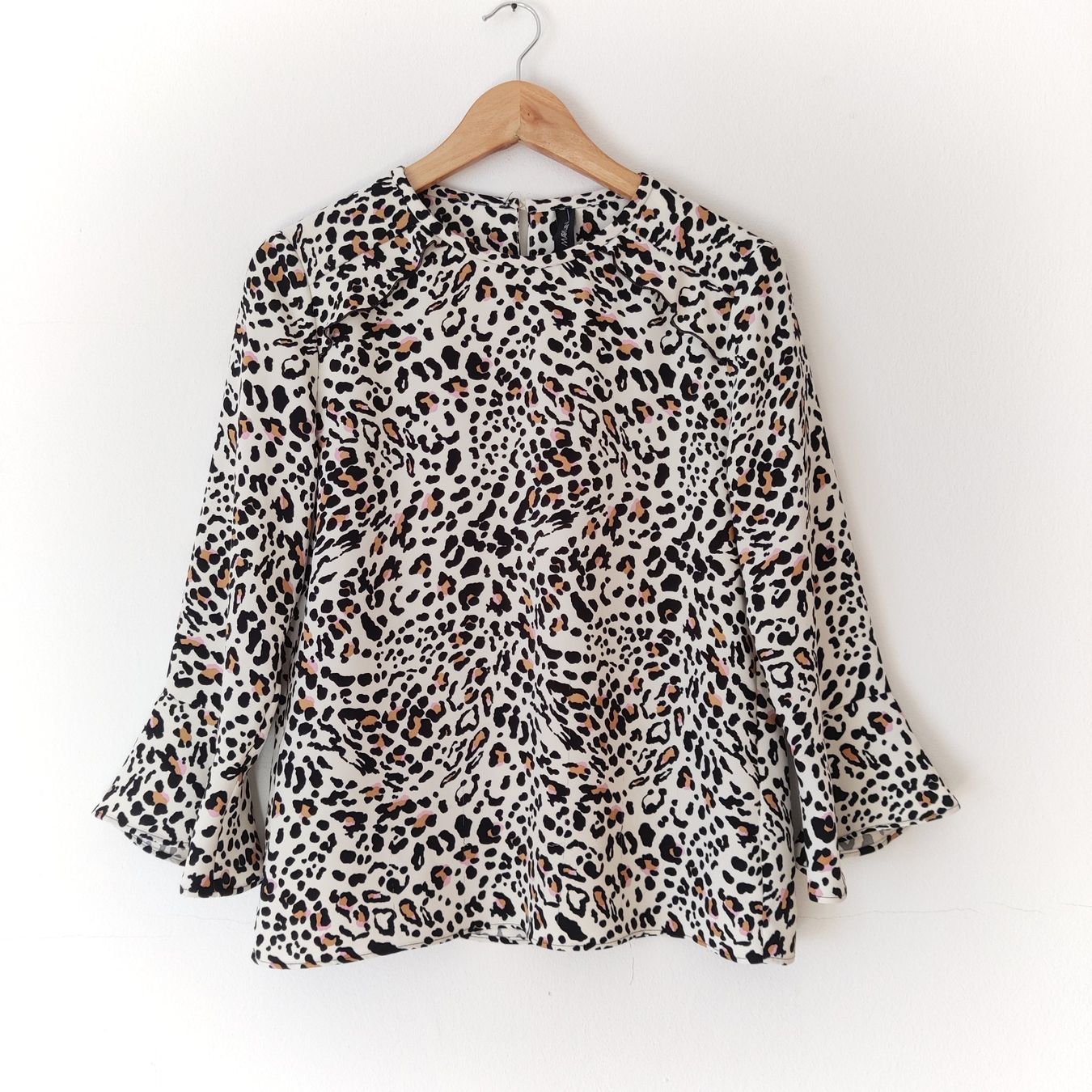Marc Cain Camicette: MARC CAIN edle Bluse Tunika Shirt Leopard Gr.N2/36 – Usato da Winterthur venduto da Lotusherz