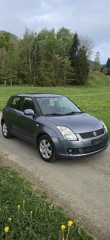 Suzuki Autos: Suzuki Swift 1.3 Liter – Gebraucht aus Trachslau von Fabio92929