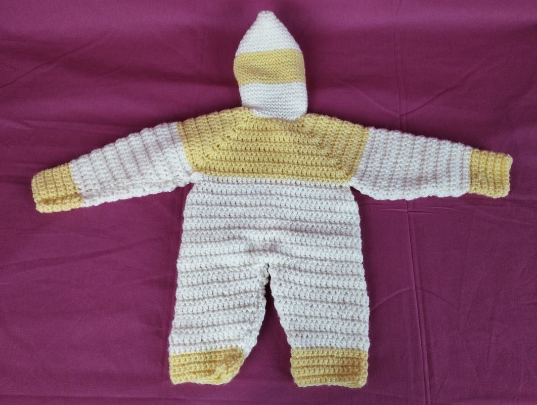 Pagliaccetti: Baby-Overall mit Kapuze - VIERZACK – Nuovo (secondo la descrizione) da Schübelbach venduto da Restwert_Schubelbach 5