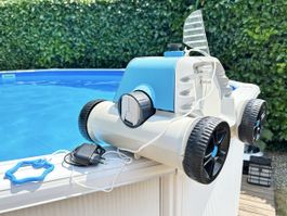 Akku-Poolcleaner Colibri Basic gebraucht mit Zubehör