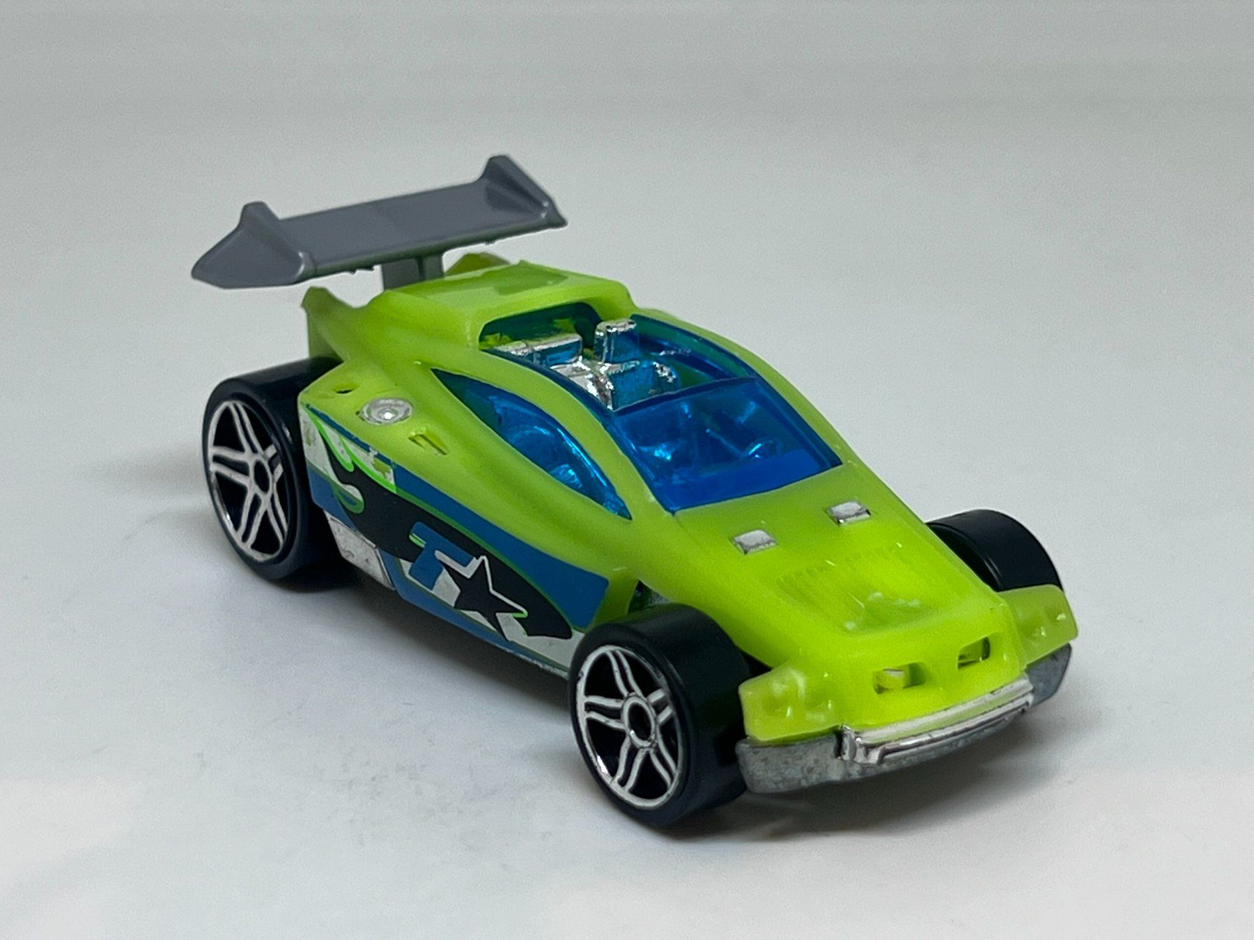 Hot Wheels Modellini d'auto: Hot Wheels Spectyte #47 – Usato da Wildegg venduto da LaaBoutique