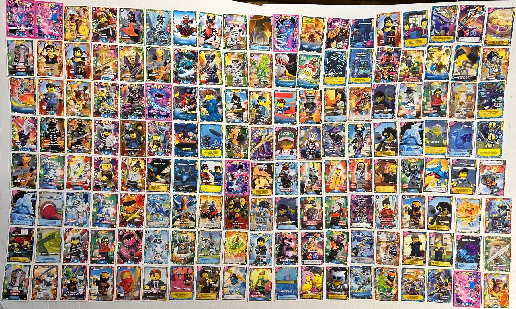 Carte collezionabili: Lego Ninjago Karten ca. 330 Stk. – Usato da Buhwil venduto da Rubeil