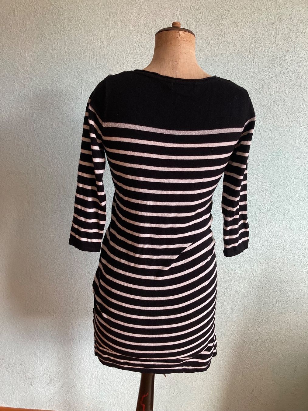 Robes: Robe pull marin noir et blanc taille S – D'occasion à Genève par ct_fqr8 1