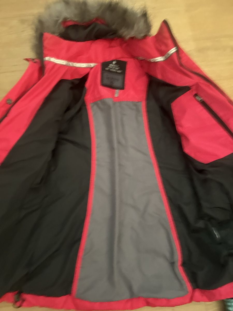 Jacken: Daunenjacke – Neu (gemäss Beschreibung) aus Binningen von Christine08 2