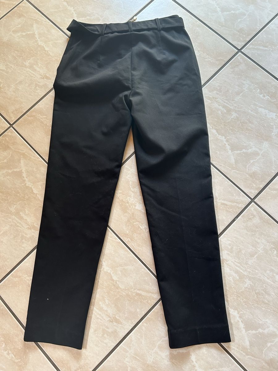 Mango Pantalons: Pantalon noir Mango – Neuf (Voir description) à Courrendlin par loko2910 2