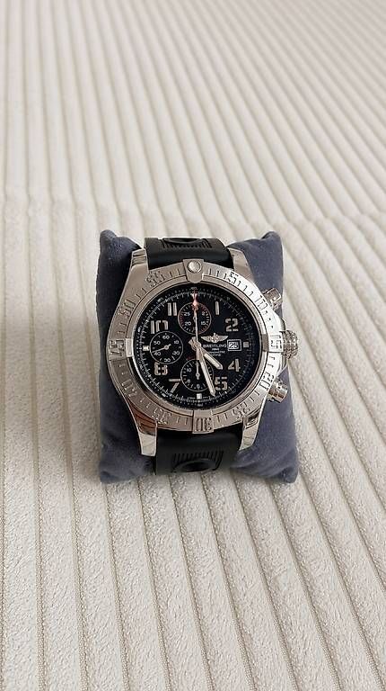 Breitling Orologi: Breitling Super Avenger II Automatik  Chronograph – Usato da Aarwangen venduto da philippe99