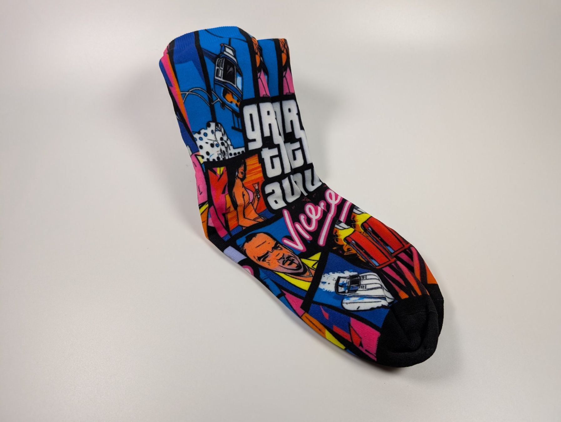 Calze: Game Socken - Grand Theft Auto - Neu! – Nuovo (secondo la descrizione) da Ostermundigen venduto da TradeLab 1