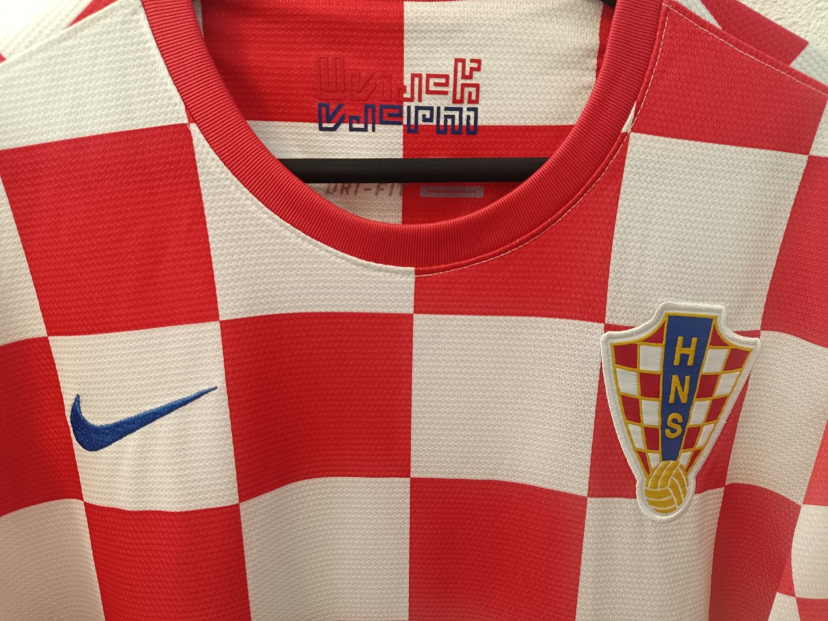 Nike Canottiere & Pantaloni: ORIGINAL Croatia 2012-13 Home Trikot – Usato da St-Léonard venduto da SwissDealsJersey 2