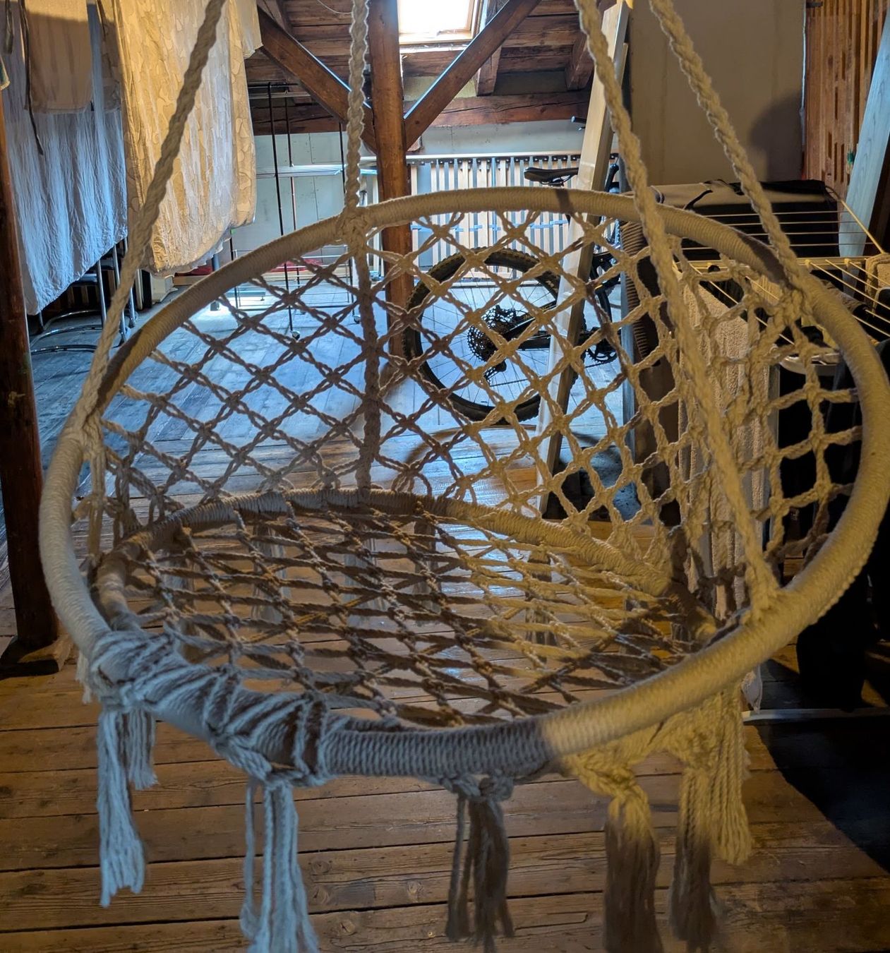 Gartenhängesitze: Hänge-Sessel/Stuhl Makramee Boho Style, neuwertig – Neu (gemäss Beschreibung) aus Winterthur von melonapple