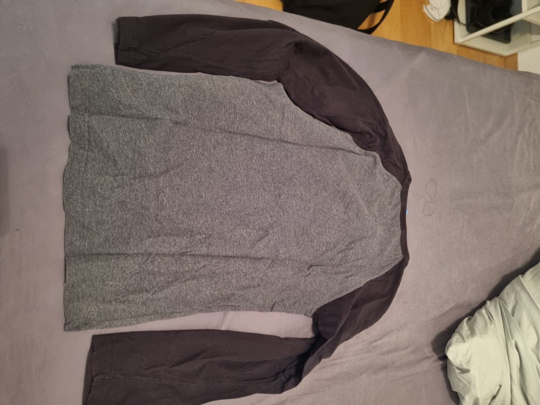 Maglioni & Felpe: adidas langarmshirt – Usato da Ennetbaden venduto da ale_syz8 1
