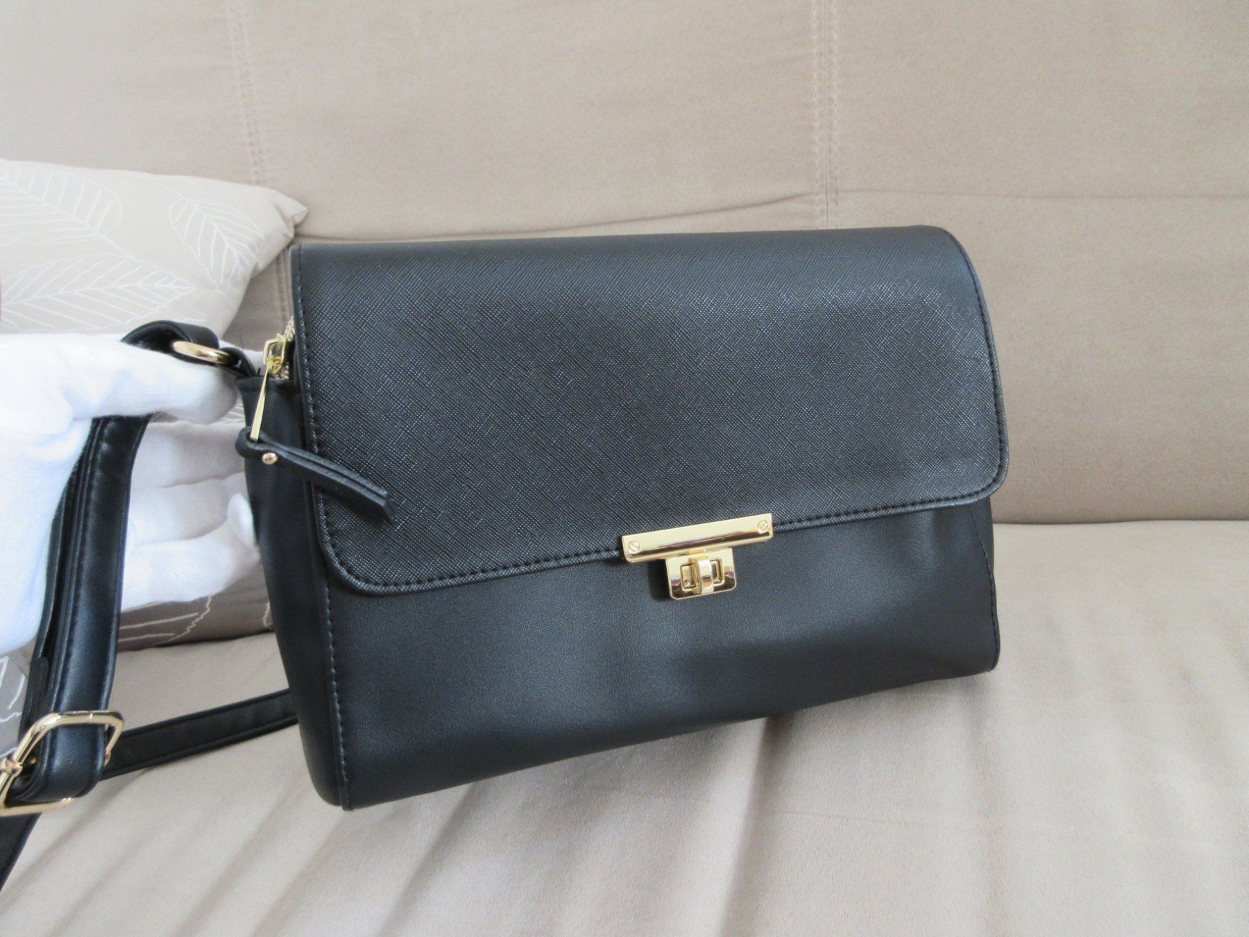 Borse da donna: 3 bags /Tasche/Denim/Black/zebra pattern!! – Usato da Goldach venduto da mamakotzi 2