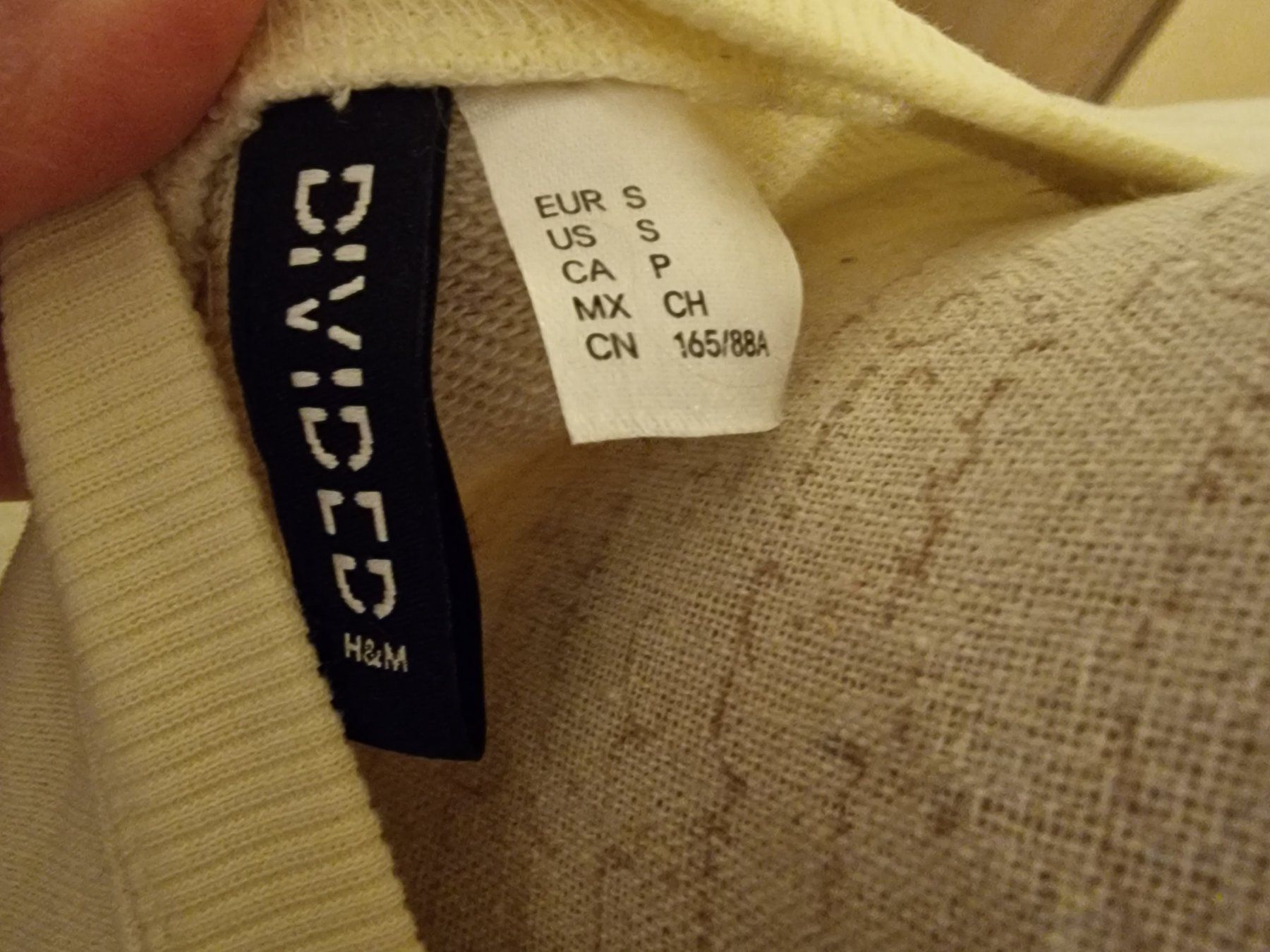 H&M Vestiti: H&M | Sweatkleid Hellgelb – Usato da Basel venduto da Lemonn 3