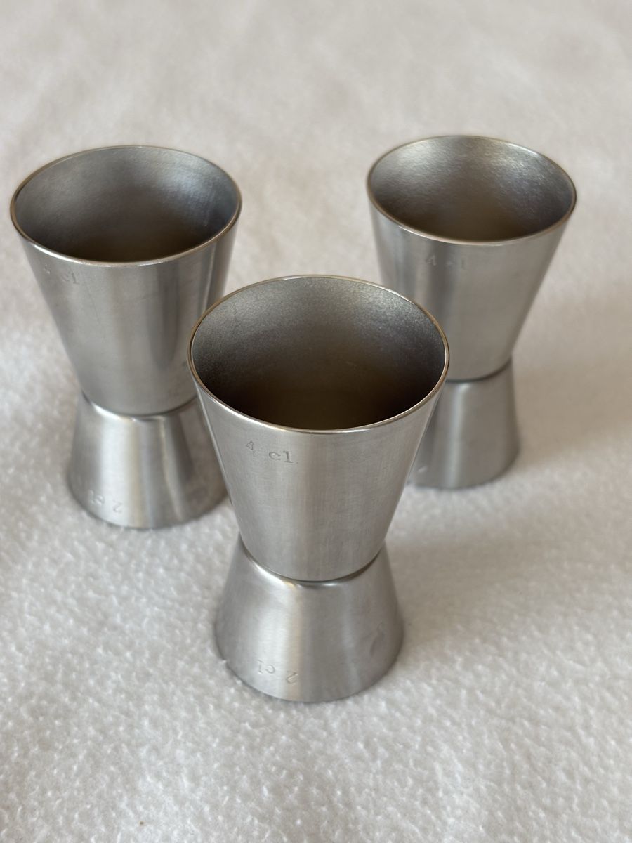 Alessi Geschirrsets: Alessi Schnaps Becher   – Gebraucht aus Zürich von 9309dc