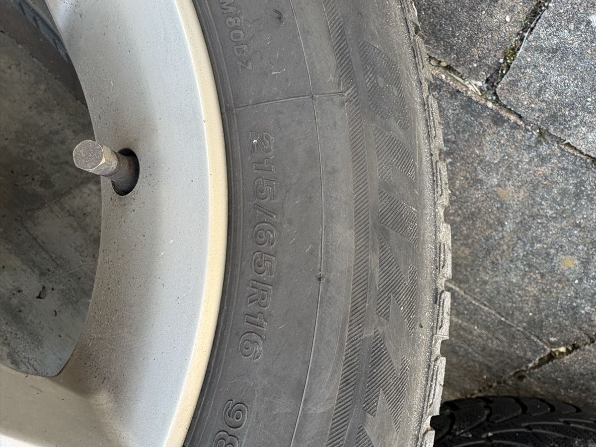 Pneumatici & Ruote complete: Winterräder Subaru Forester 16 Zoll – Usato da Hellikon venduto da lui_cgg2 7