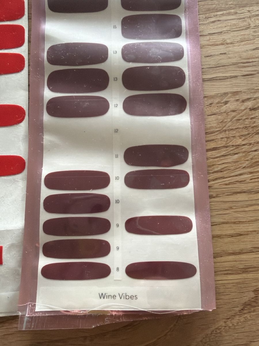 Maniko Smalto per unghie: Maniko Nagelfolien Set, 4 Farben – Usato da Ostermundigen venduto da Chrissy06 4