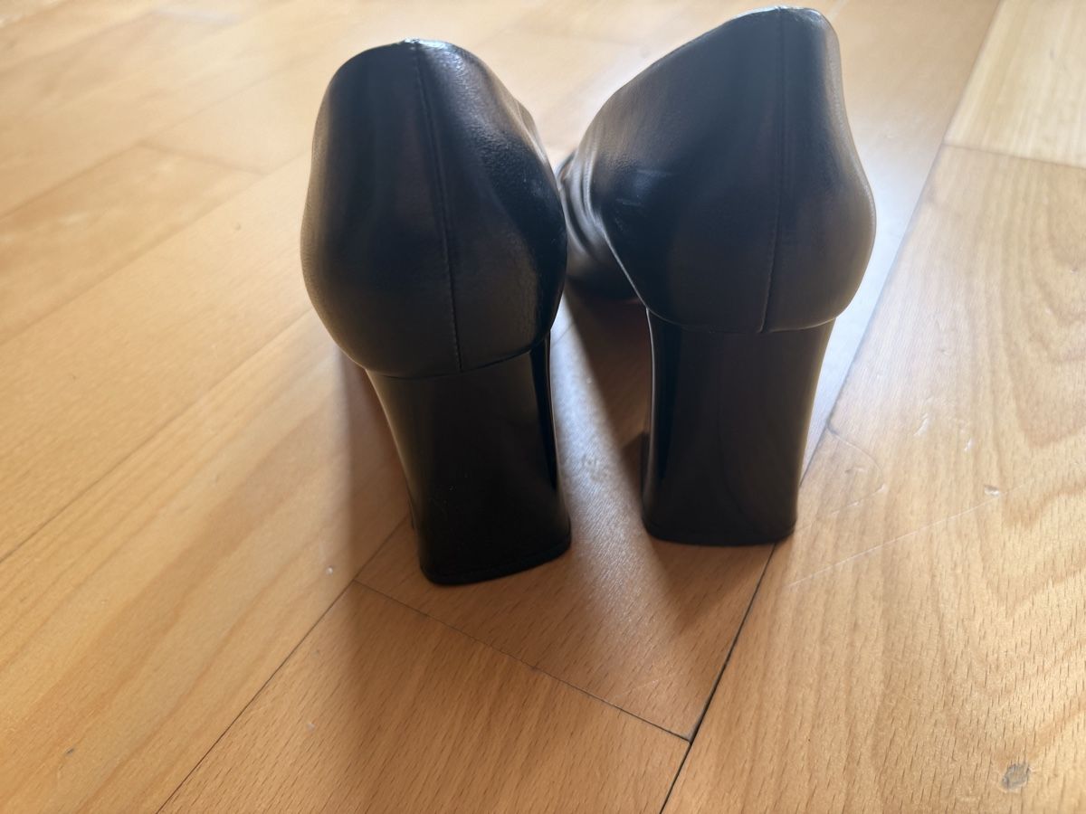 Damenschuhe: Schuhe schwarz Grösse 37 Damenschuhe mit Blockabsatz – Gebraucht aus Kilchberg ZH von ana_z2sb 3