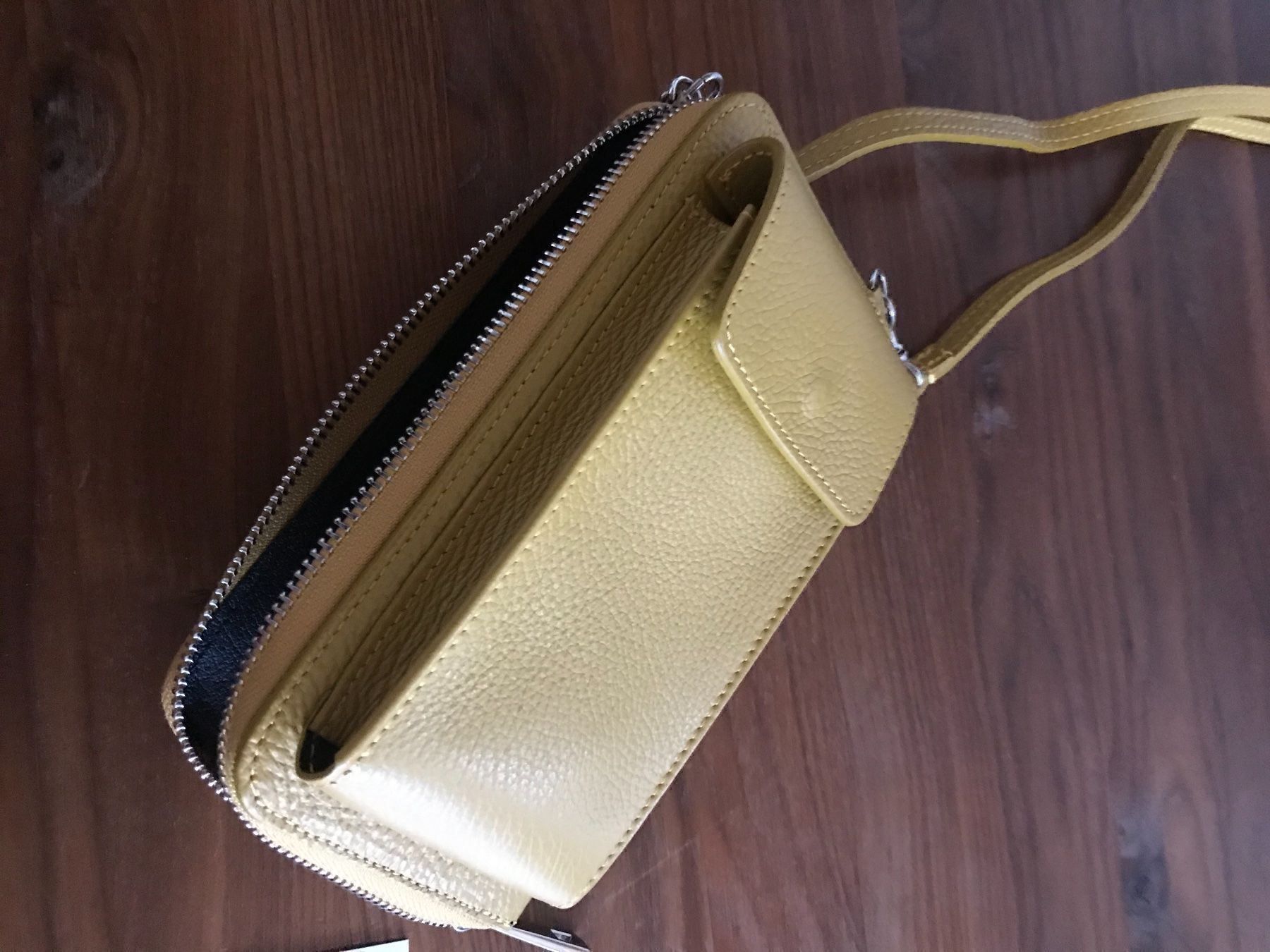 Telefoni cellulari / Smartphones: Damen Handytasche neu – Nuovo e nell'imballaggio originale da Appenzell venduto da Andrijana75 4