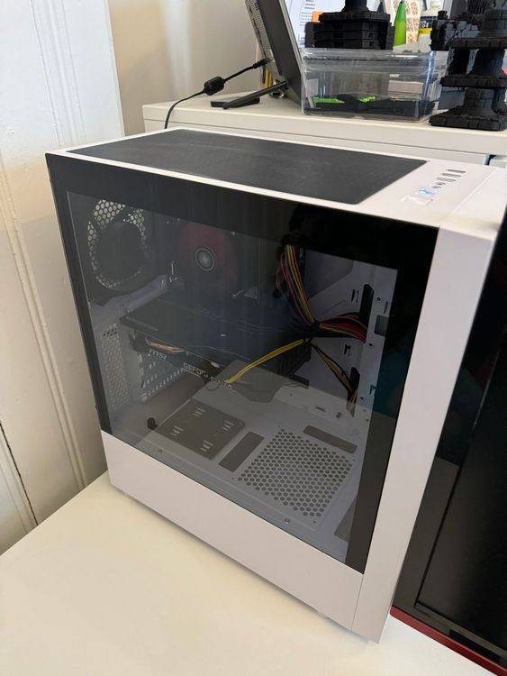 Megaport Gaming PC weiss (Neu (gemäss Beschreibung)) in Romanshorn für ...