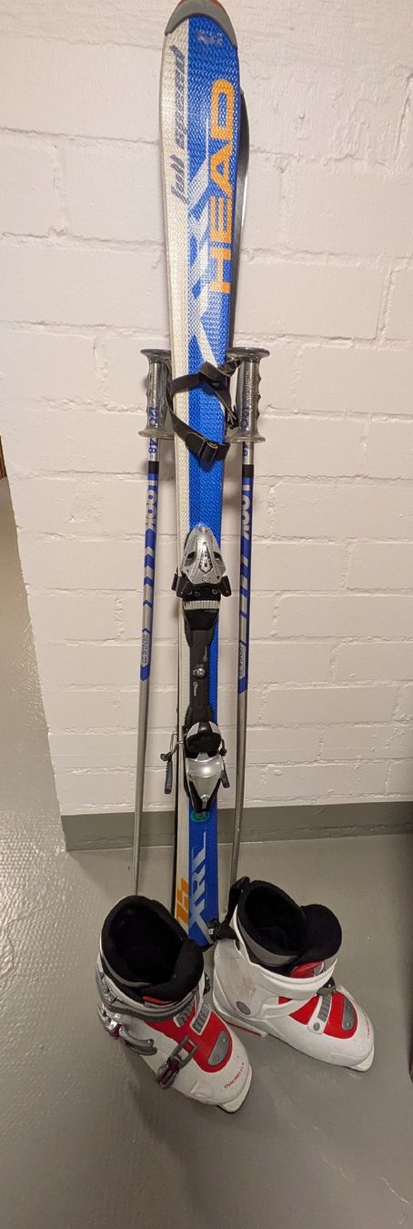 Skis: Ski – D'occasion à Allschwil par rosapferd 1